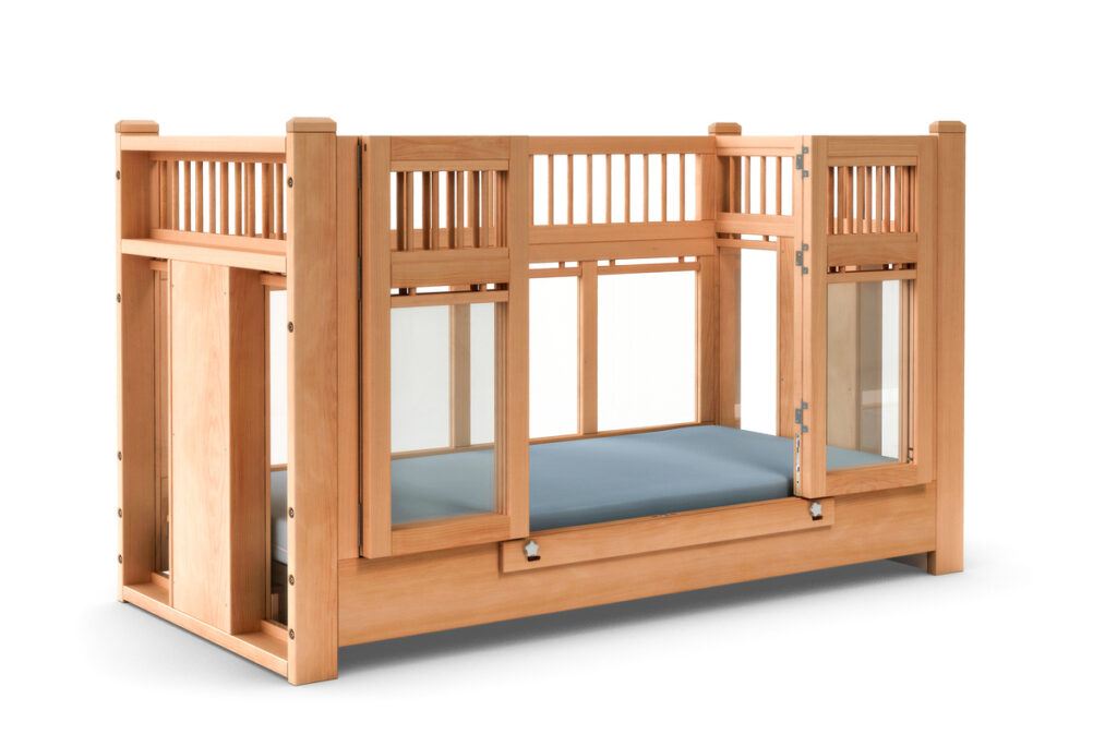 Lukas Therapy Cot